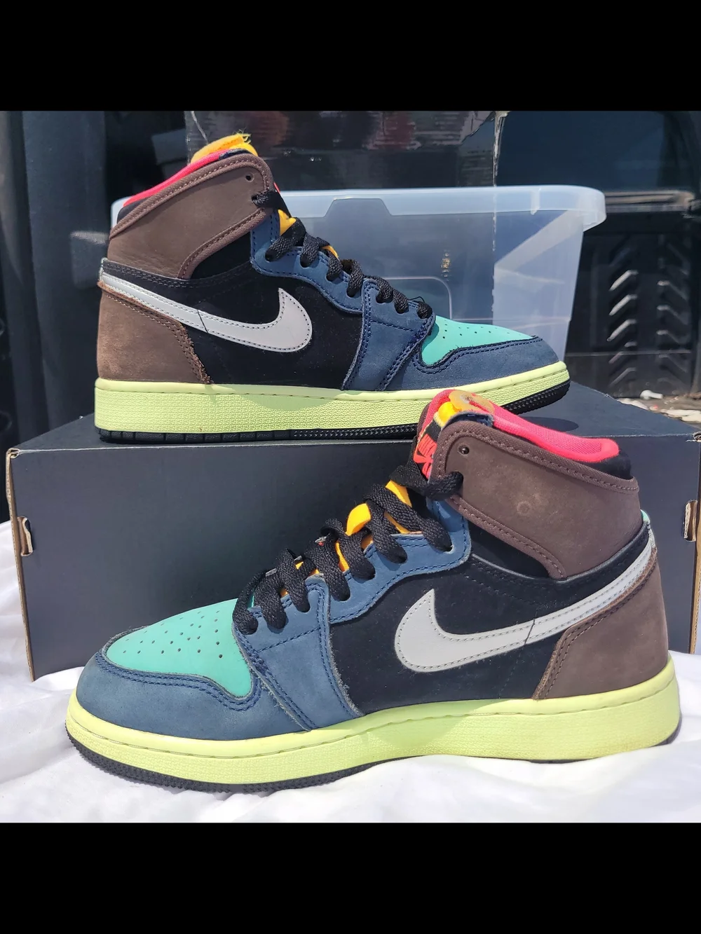 Jordan 1 Youth Retro GS Tokyo Hack